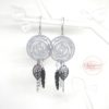Boucles d'oreilles spirales dreamcatcher avec ou sans licornes au choix noir gris plumes feuilles perles par Odacassie