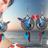 Boucles d'oreilles colibris dreamcatcher noir rouge bleu blanc attrape-rêves par Odacassie