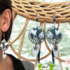 Boucles d'oreilles pandas dreamcatcher attrape-rêves noir blanc vert pendentifs résine par Odacassie